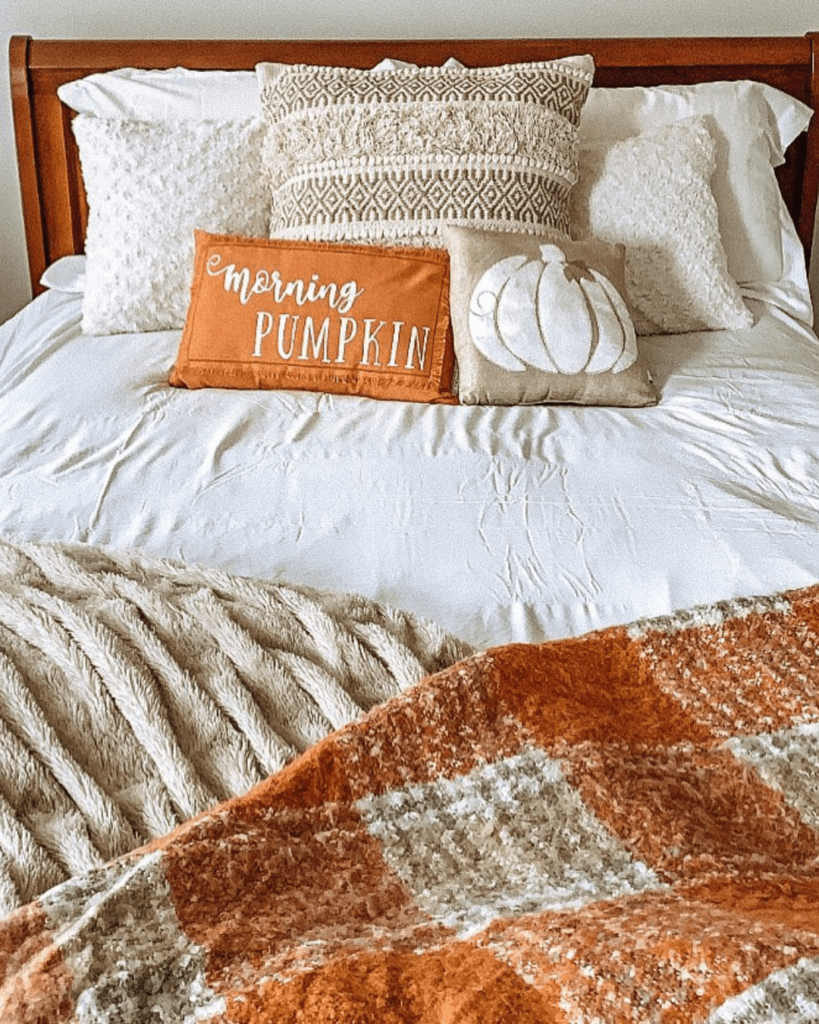 Fall Bedroom Décor Ideas