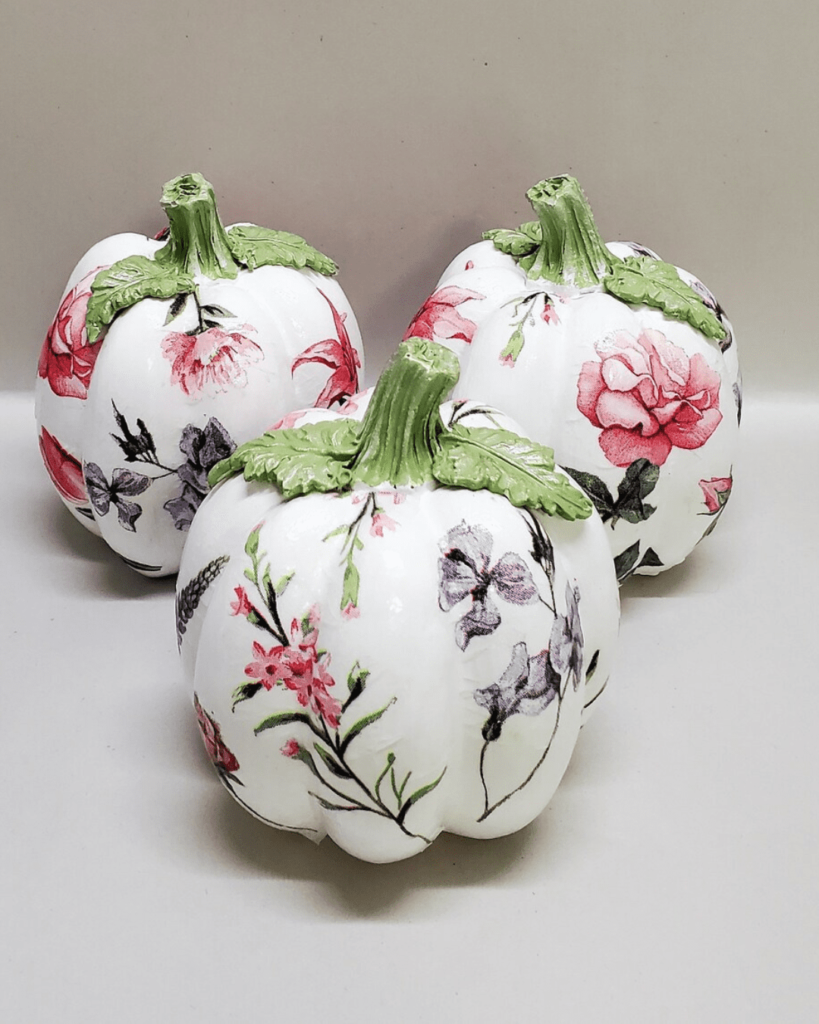 Pumpkins with Leaves