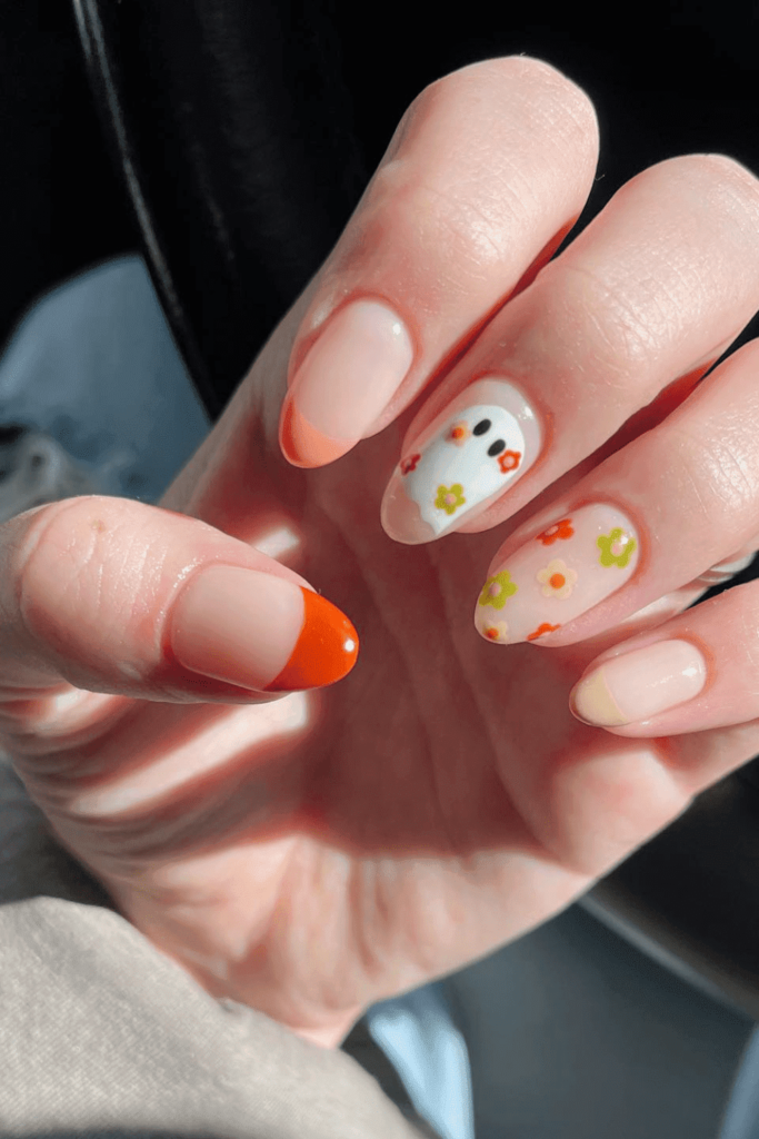 Floral Ghost cute halloween nails