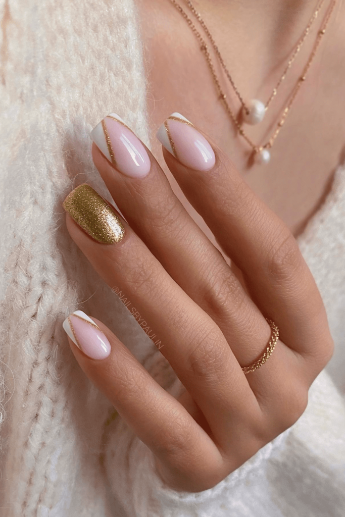 Festive Gold Nail Designs for the Holiday Season